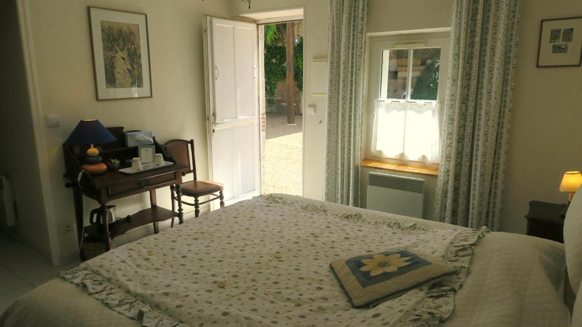 Les Salamandres, Chambres D'Hotes Pres De Chambord 蒙利沃 客房 照片